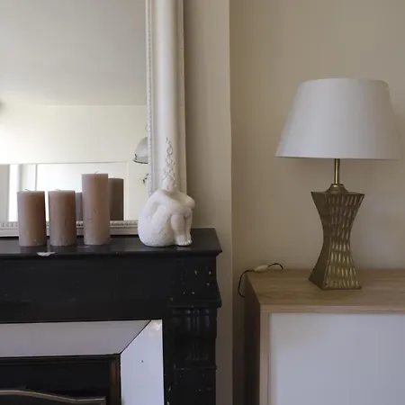 Beautiful & Spacious In The Heart Of Montmartre ! Apartment *