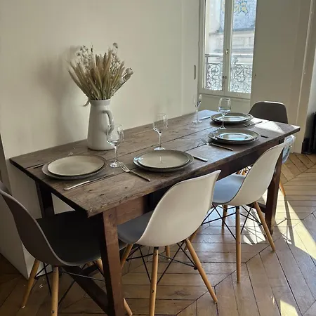 Beautiful & Spacious In The Heart Of Montmartre ! * Paris